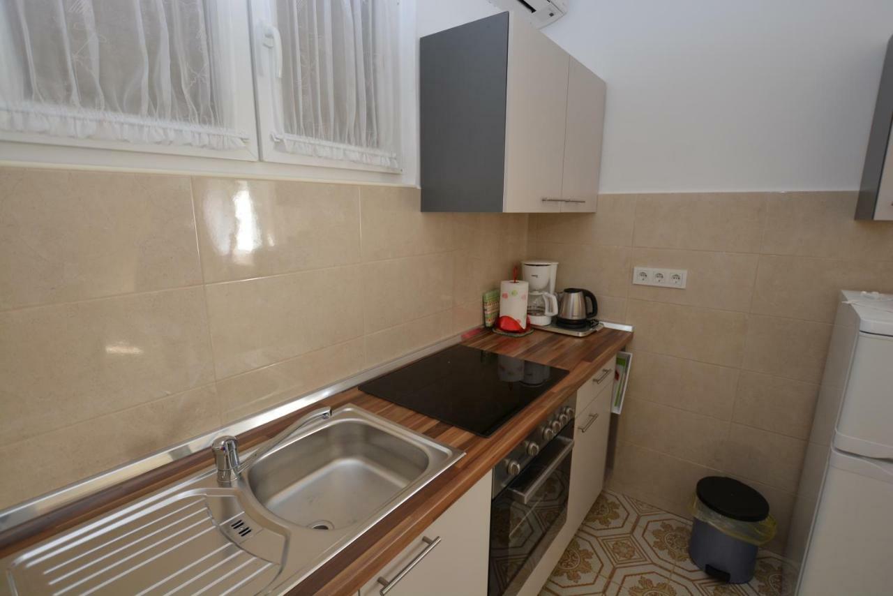 Apartment Nadica 푸나트 외부 사진